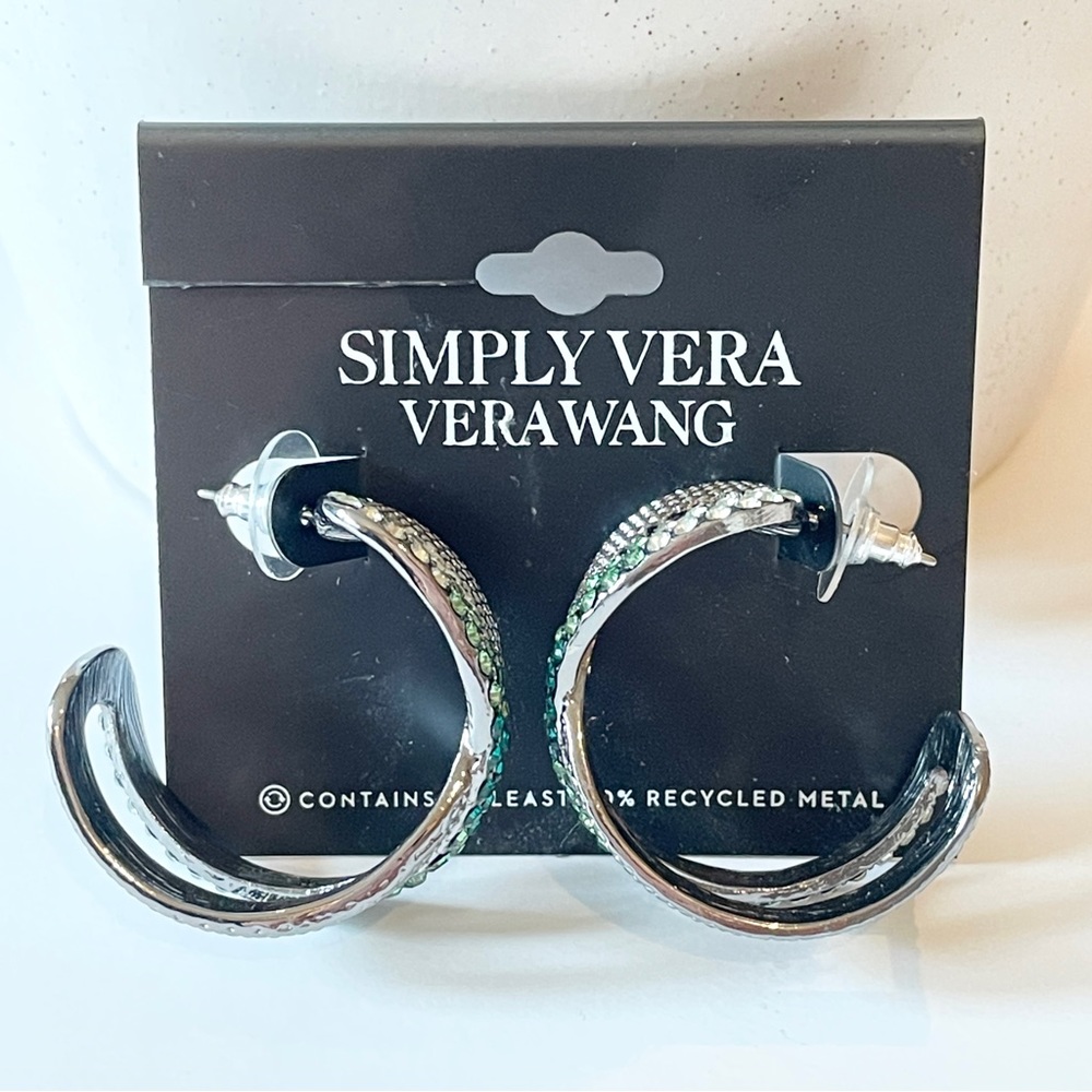 Simply, Vera Vera Wang silver and green hoop earrings